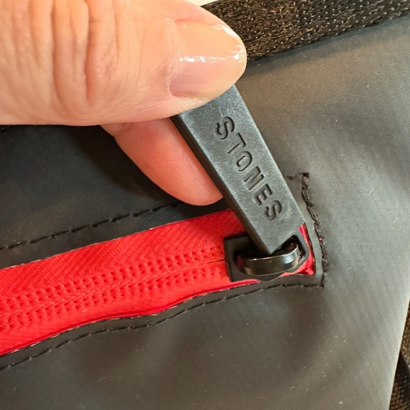 Rolling Stones 2019 No Filter Tour VIP Insulated Cooler Tote Bag - Picture 4 of 13